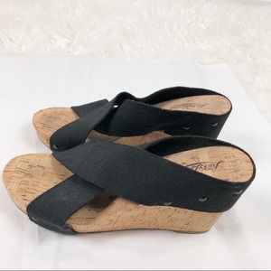 Lucky Brand Black Wedge Criss-Cross Strap Sandals